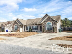 Building Photo - 3400B Ellsworth Dr