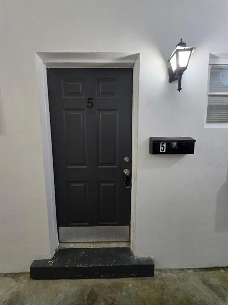 Building Photo - 1837 Sherman St