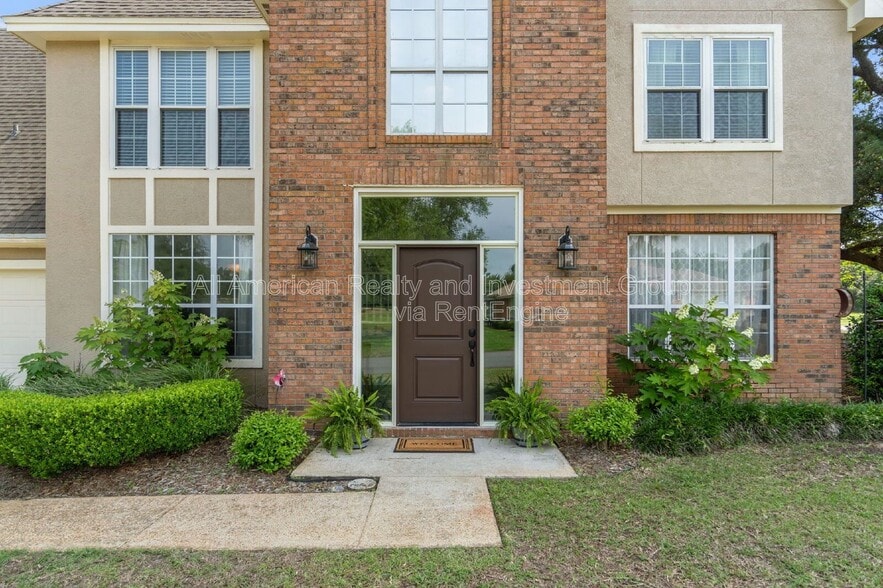 Building Photo - 850 The Masters Blvd