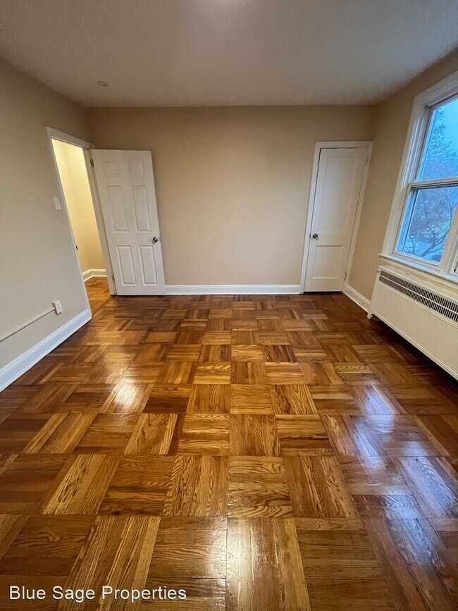Building Photo - 3 br, 1 bath House - 126 Normandy Rd