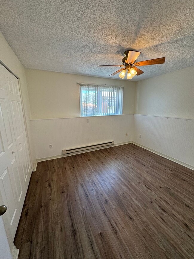 Building Photo - Beautiful 2 bed 1 bath home