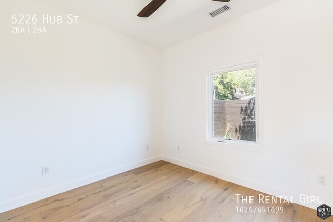 Building Photo - 5226 Hub St