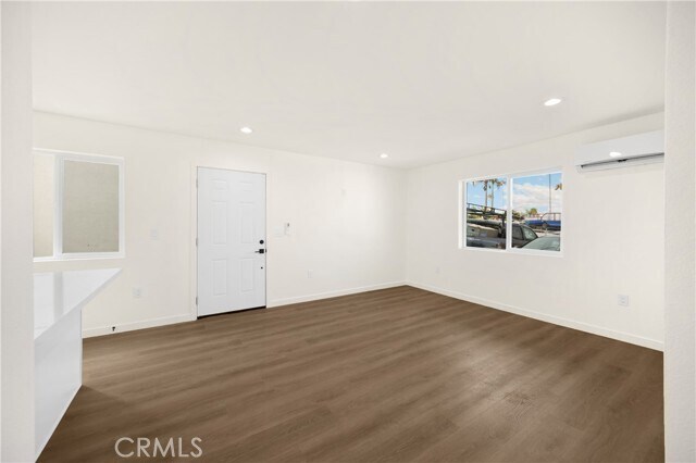 Building Photo - 102 E Avenida San Gabriel