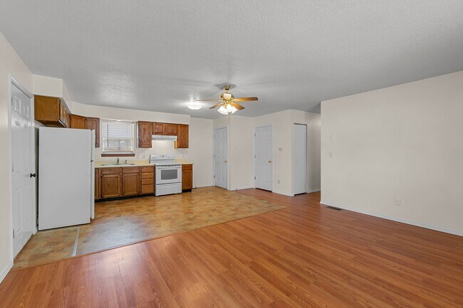 Building Photo - Charming Home In Jackson