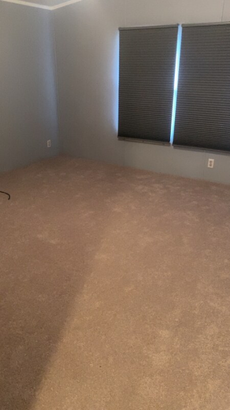 Building Photo - 7720 N Hen Peck Rd