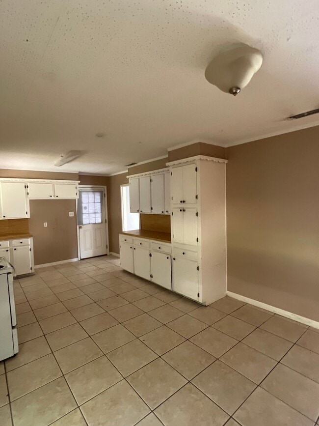 Building Photo - ? For Rent by Spring Lake Park! ?