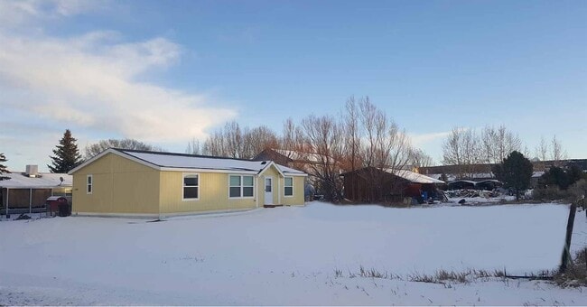 Building Photo - 1290 San Miguel St