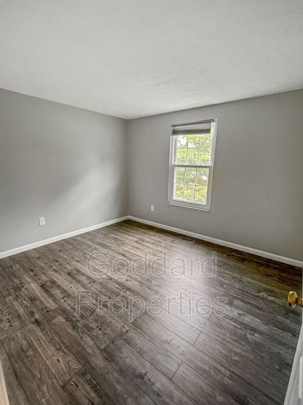 Building Photo - 8535 Hayshed Ln