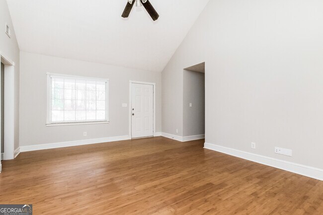 Building Photo - 150 Cedar Creek Ct