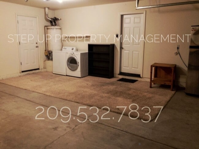 Building Photo - Serene Mountain Living at Clouds Rest: Stunning 3-Bedroom Home with Views