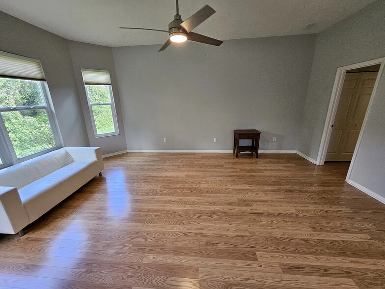 Oversized Master Suite with view to the private backyard - 4353 Reflections Pky