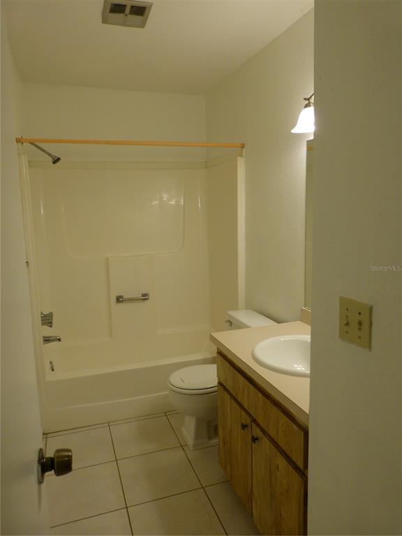 Building Photo - 2528 Elderberry Dr