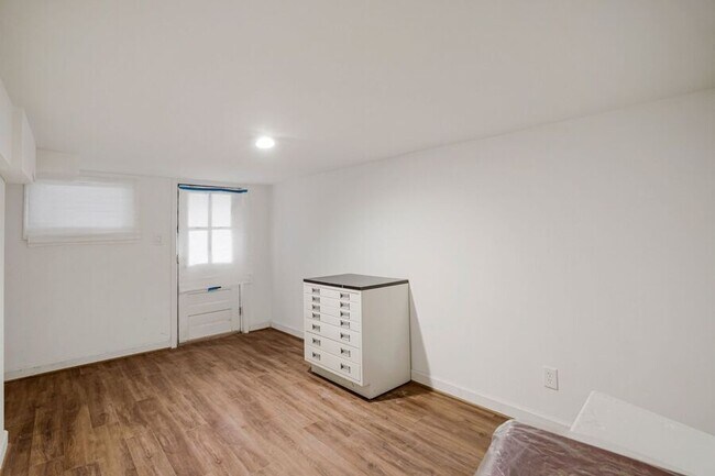 Building Photo - 5309 14th St NW