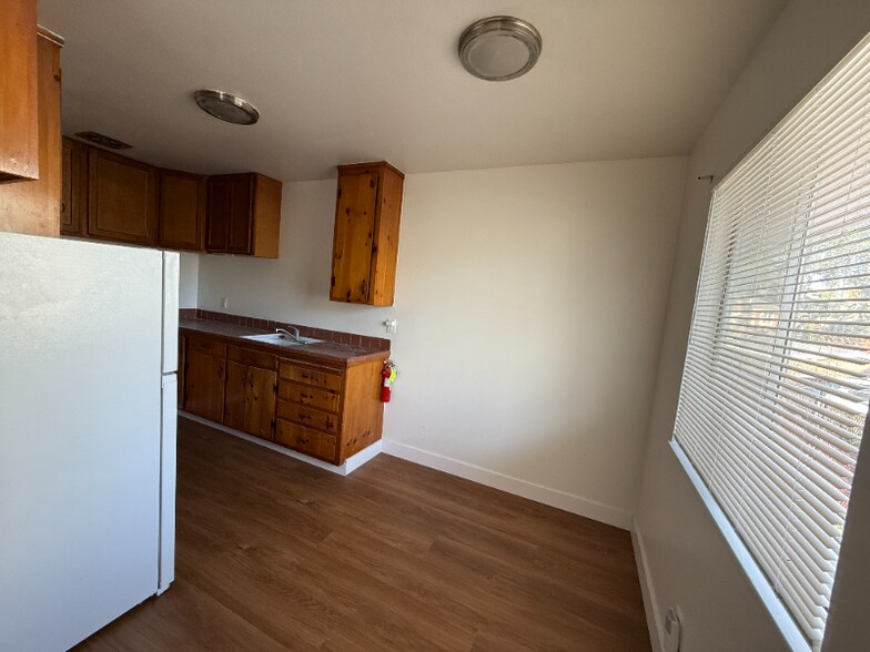 Building Photo - 1515 Harmon St