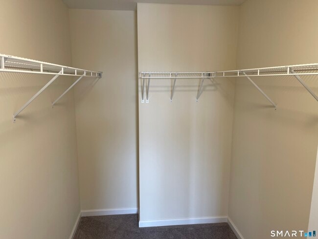 Building Photo - 28 Woodside Dr