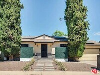 Building Photo - 16913 Bassett St