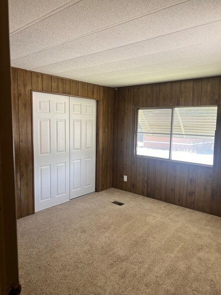 Building Photo - 6345 N Dona Ana Rd