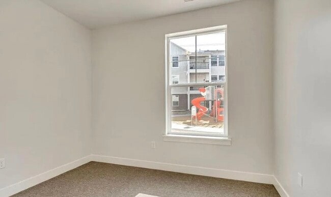 Building Photo - 532 N 360 W