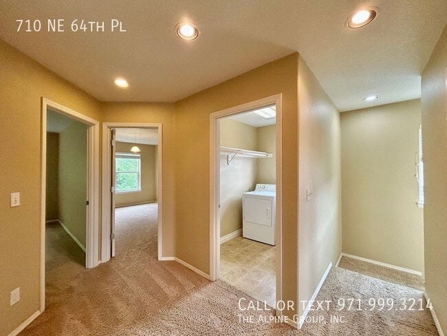 Building Photo - 710 NE 64th Pl