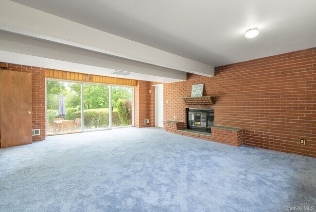 Building Photo - 67 Malvern Ln