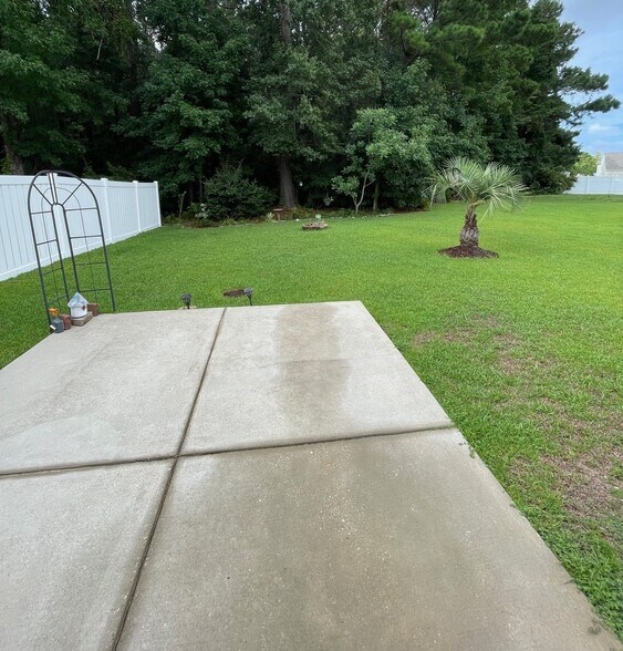 Building Photo - 356 Bellegrove Dr