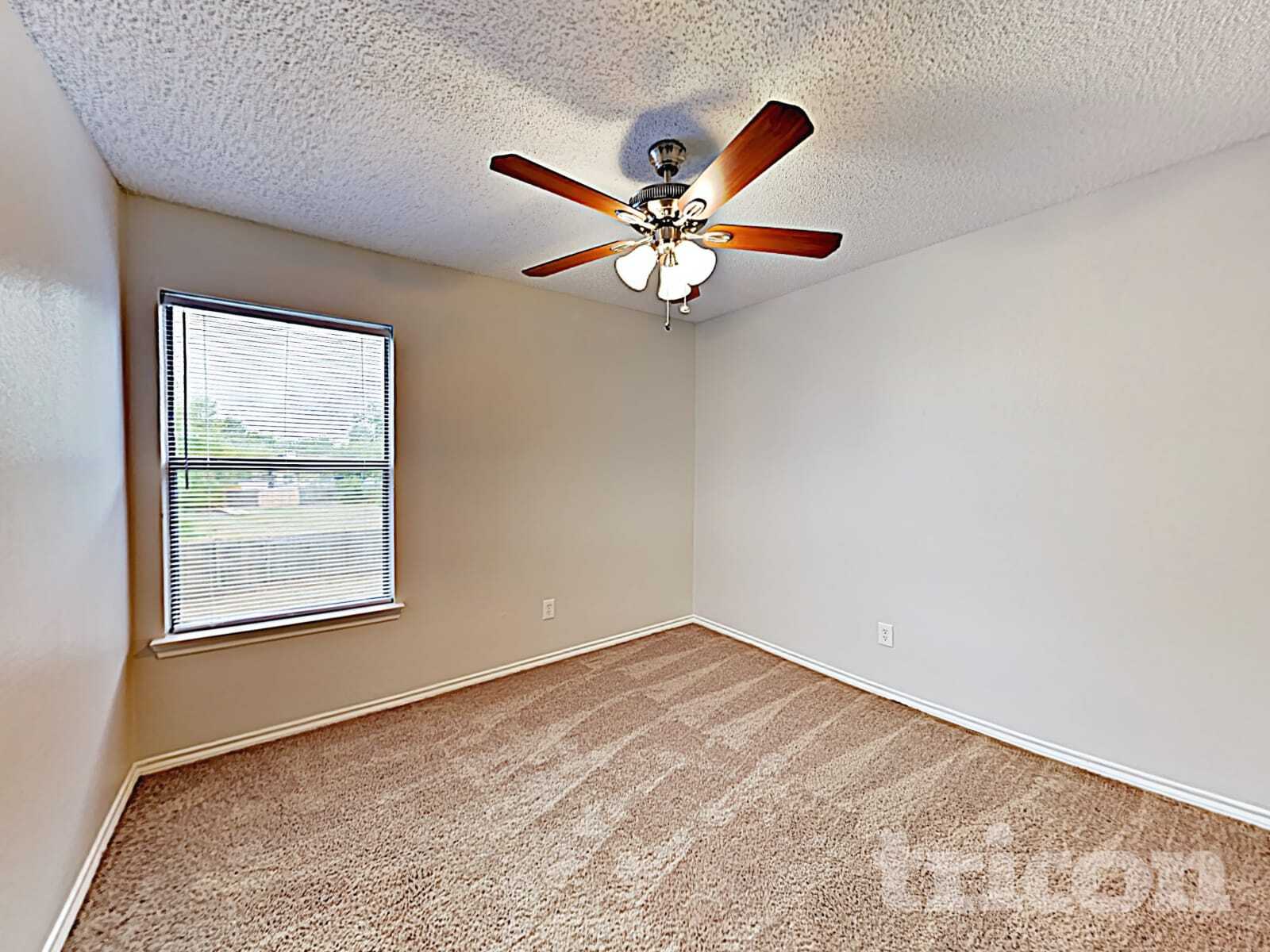 Building Photo - 4740 Waxwing Dr