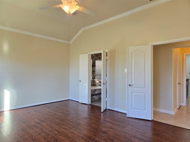 Building Photo - 26819 Granite Valley Ln