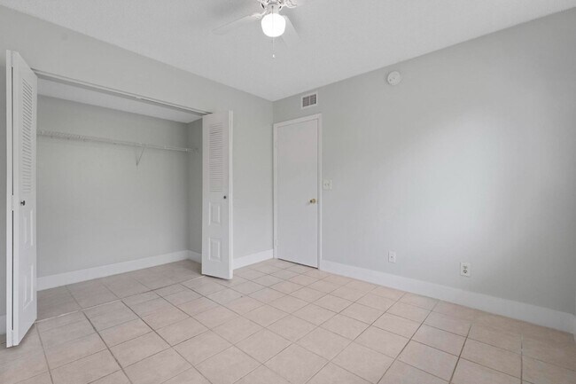 Building Photo - 9166 W Atlantic Blvd