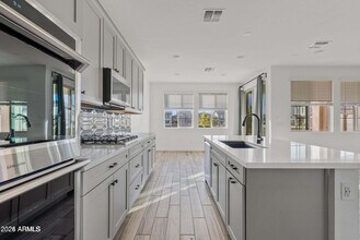 Building Photo - 9415 E Supernova Dr