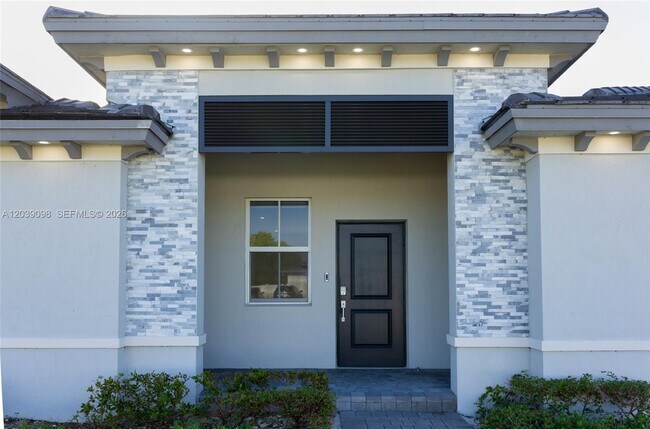 Building Photo - 29071 SW 171st Ave