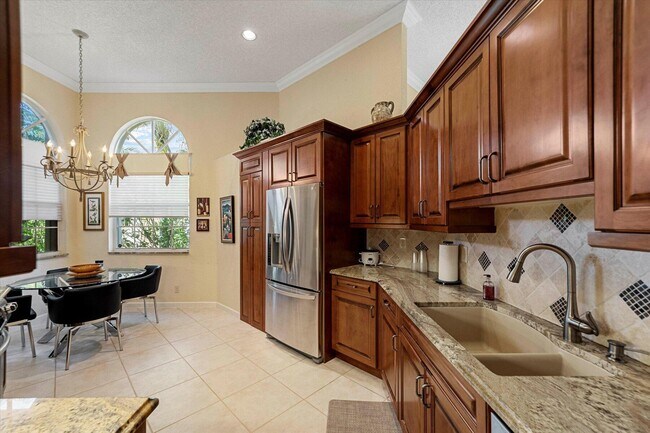Building Photo - 4663 Carlton Golf Dr