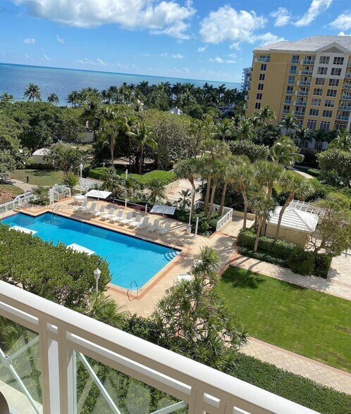 Building Photo - 430 Grand Bay Dr