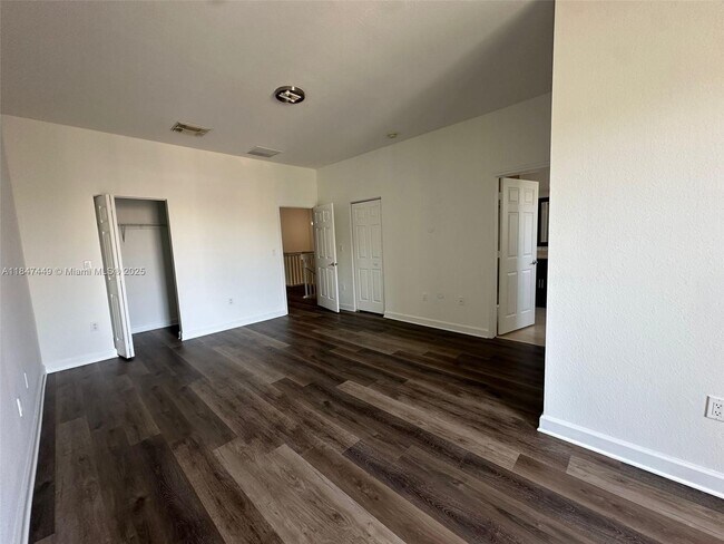 Building Photo - 10717 NW 75th Terrace