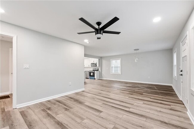 Building Photo - 1288 Lorenzo Dr SW