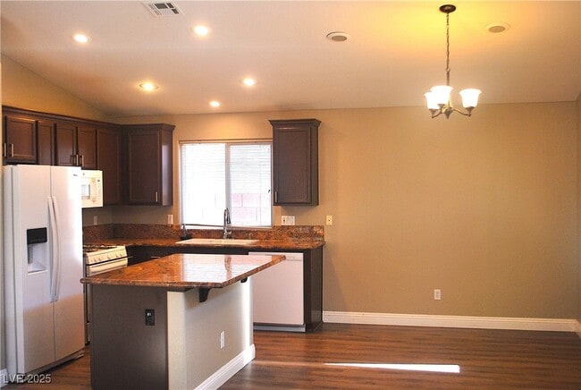 Building Photo - 9955 Burton Lake Ct