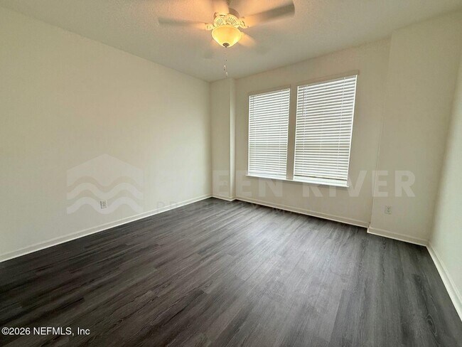 Building Photo - 2717 White Cedar Ln