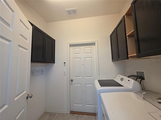 Building Photo - 17545 Buckingham Garden Dr