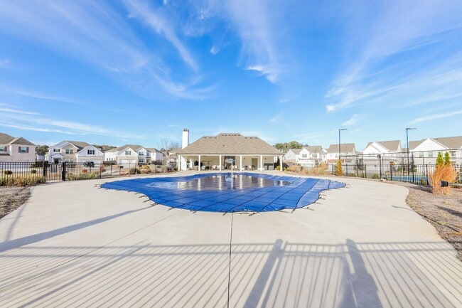 Building Photo - 3604 Silvery Wy