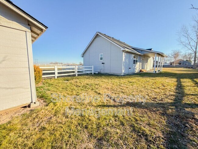 Building Photo - 18165 N Midland Blvd