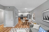 Building Photo - 2806 Lafayette Ave