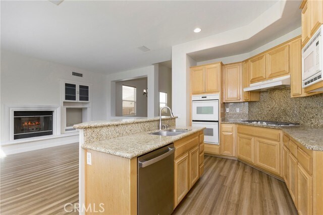 Building Photo - 6634 E Laguna Ct