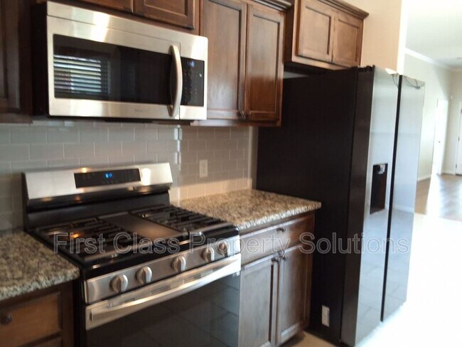 Building Photo - 19616 Bolton Rd