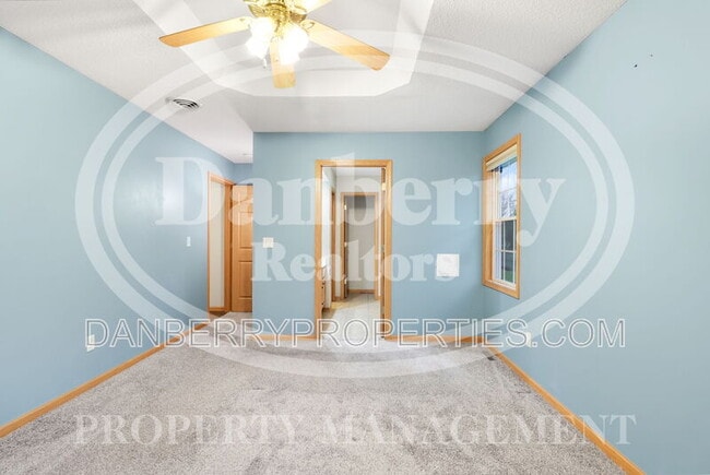 Building Photo - 1564 Plum Creek Dr