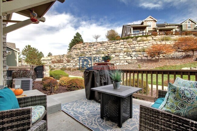 Building Photo - 563 Lost Valley Point