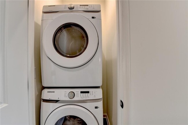 Building Photo - 430 Argosy Pk Cir