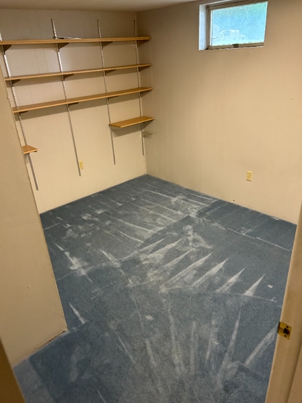 Building Photo - 2913 8th Ave N