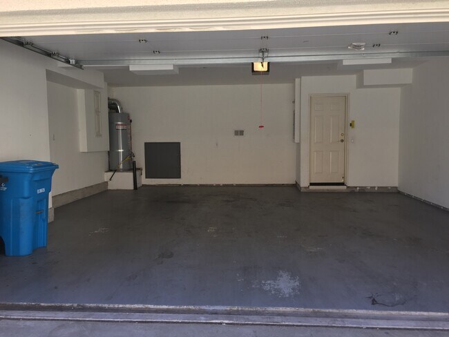 Building Photo - 4057 Crandall Cir