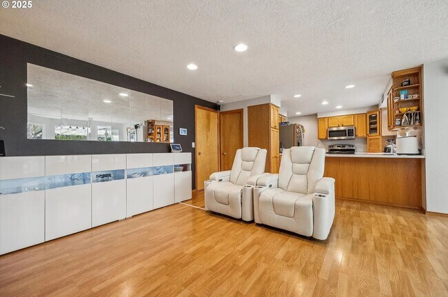 Building Photo - Modern Charm Meets Comfort – Spacious 3-Be...