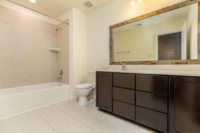Building Photo - 15623 Hanover Breeze Ln
