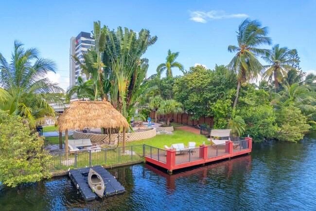 Building Photo - 19720 NE 26th Ave